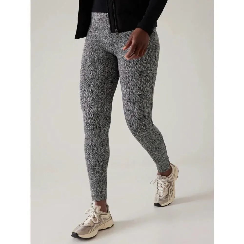 Athleta DELANCEY SKYLINE TEXTURED TIGHT NEW NWT Size XS Braiden herringbone